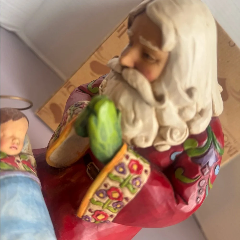 Jim Shore Heartwood Creek Santa with Baby Jesus Statue - Picture 8 of 10